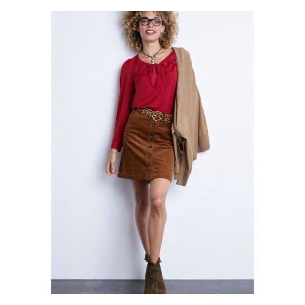CAbi University Skirt Corduroy Brown Cotton blend Size 4 Preppy, Academia Y2k